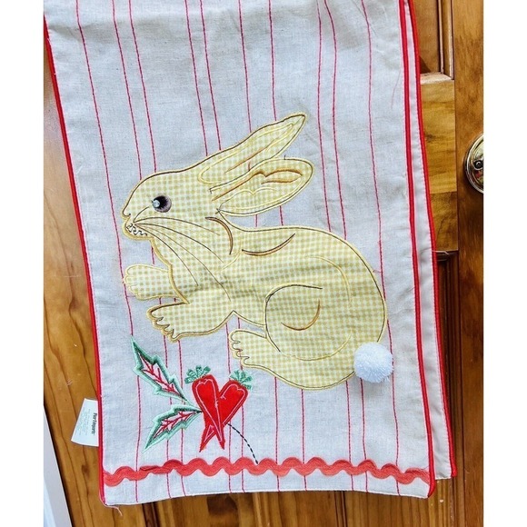 Pier One Easter Table Runner Linen Blend Bunny Rabbit Embroidered Orange Carrot - Picture 1 of 8